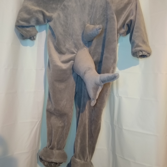 Boys Girls Plush Gray Shark Hooded Jumpsuit Costume - Picture 2 of 4